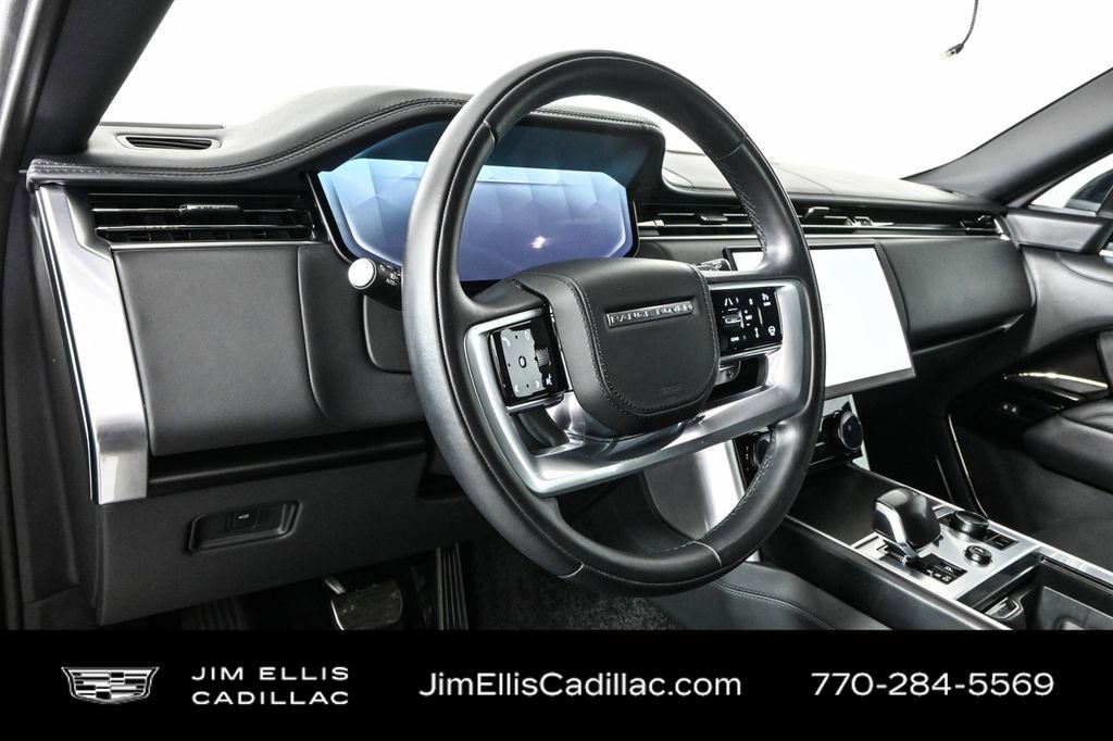 Used 2023 Land Rover Range Rover SV image 4