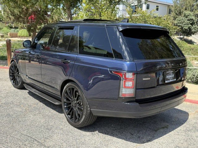 Used 2017 Land Rover Range Rover Supercharged AWD/4WD image 2