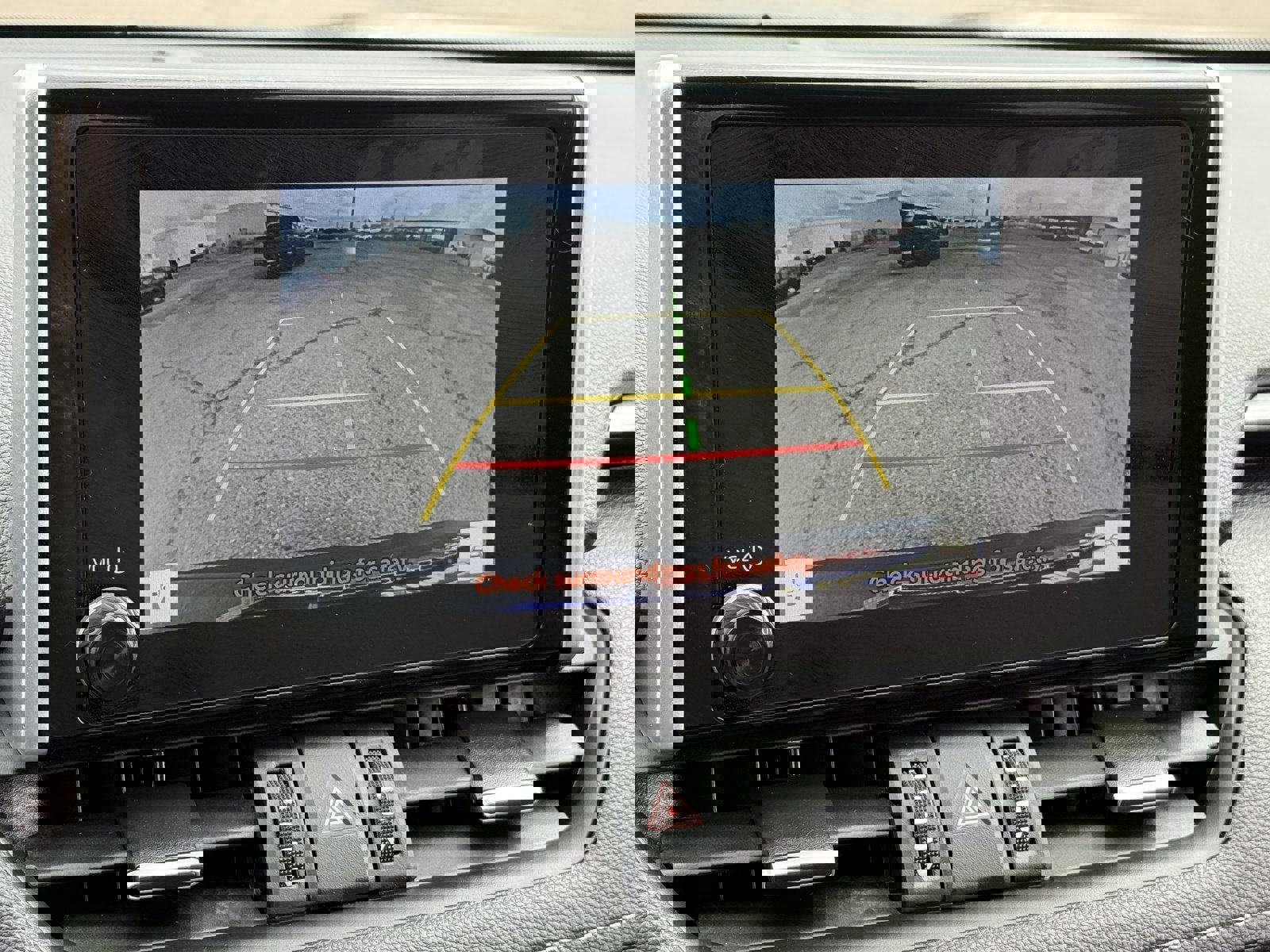 Used 2023 Toyota RAV4 XLE Premium image 28