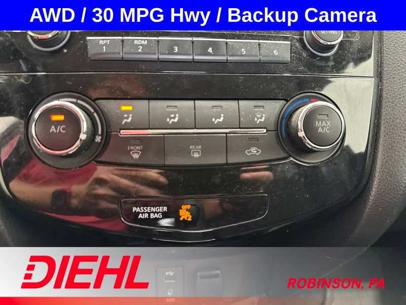Used 2018 Nissan Rogue Sport S w/ S Appearance Package AWD/4WD image 29