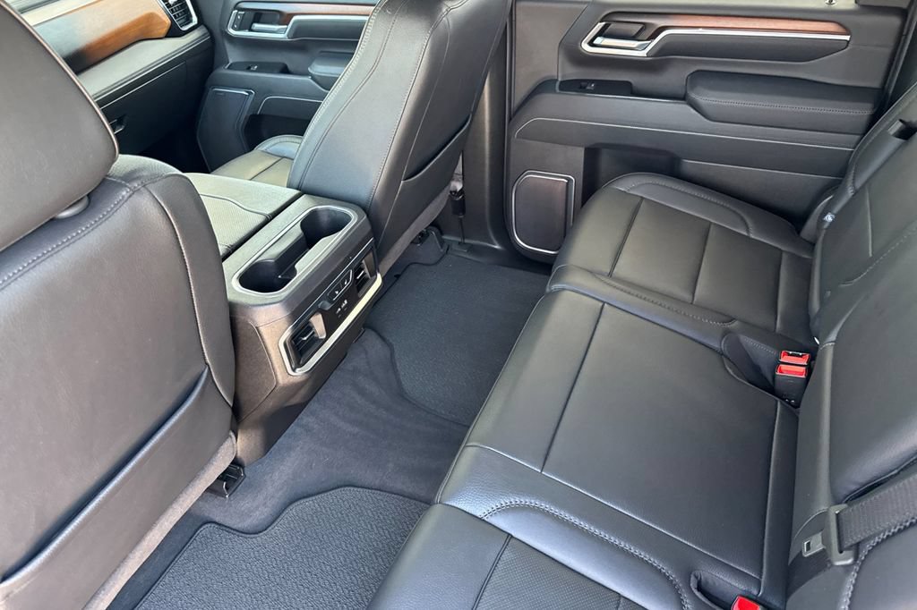 Used 2025 GMC Sierra 2500 Denali w/ Max Trailering Package AWD/4WD image 12