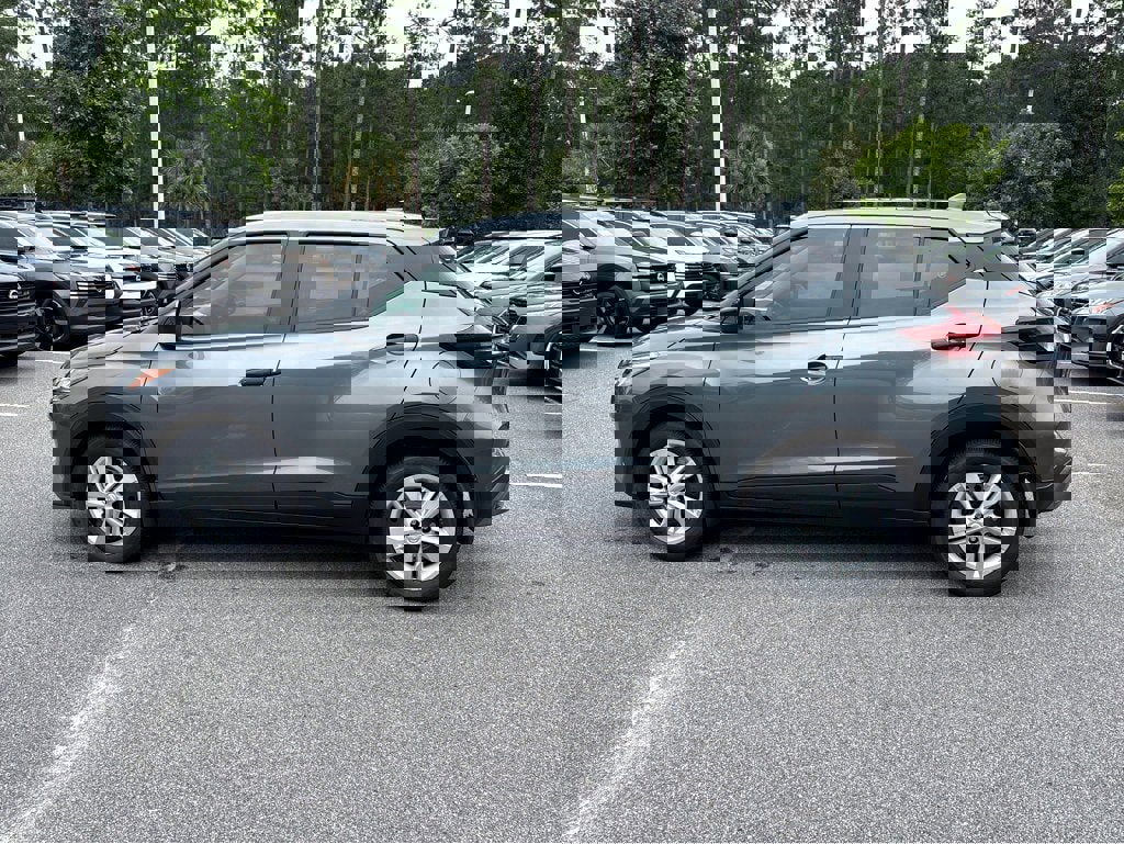 New 2025 Nissan Kicks Play S image 32