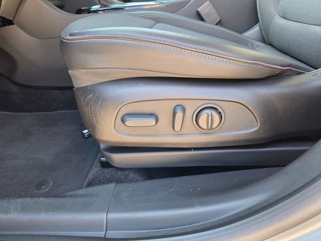 Used 2023 Buick Encore GX Preferred w/ Cold Weather Comfort Package AWD/4WD image 26