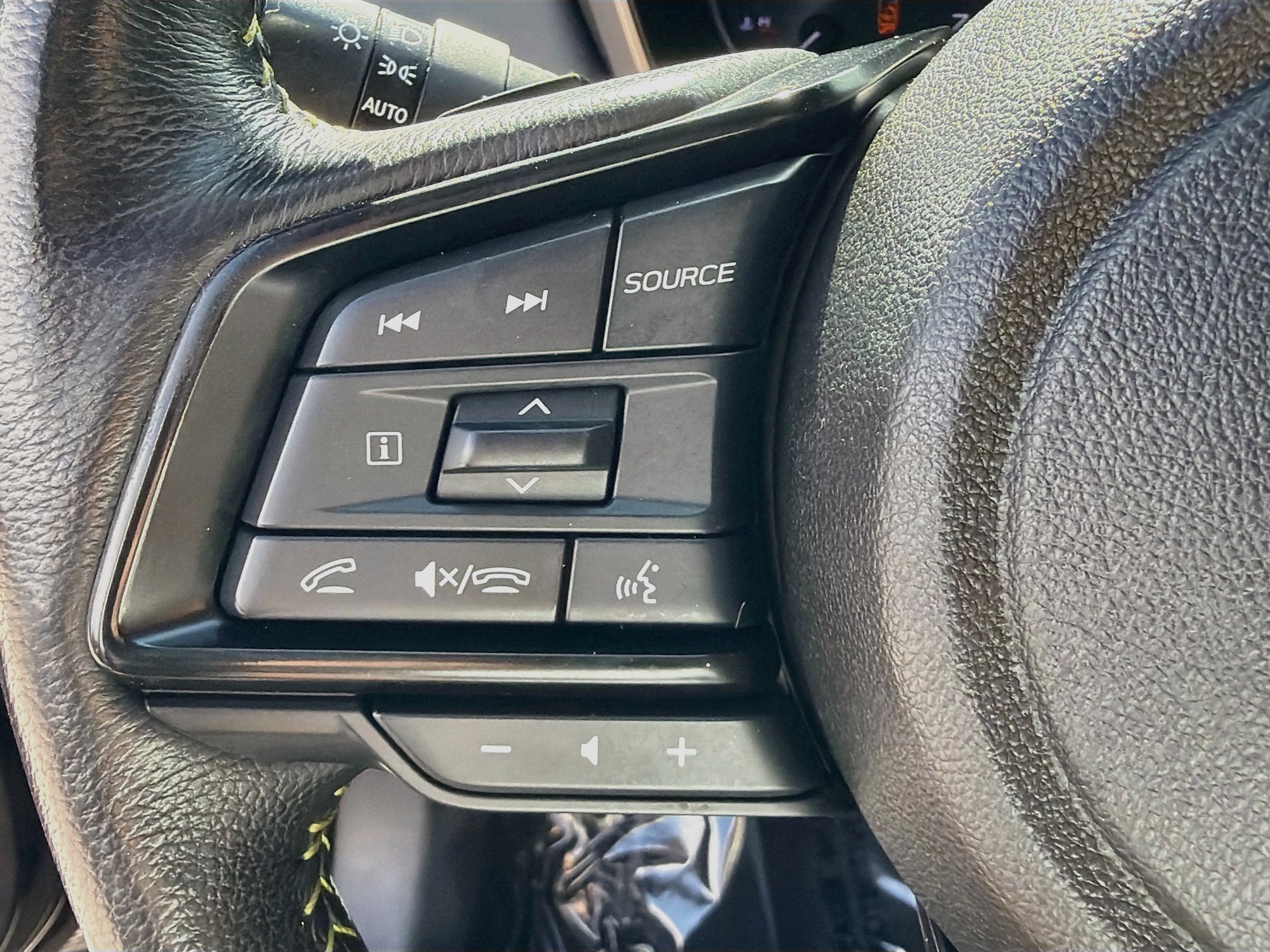 Used 2024 Subaru Outback Onyx Edition AWD/4WD image 36