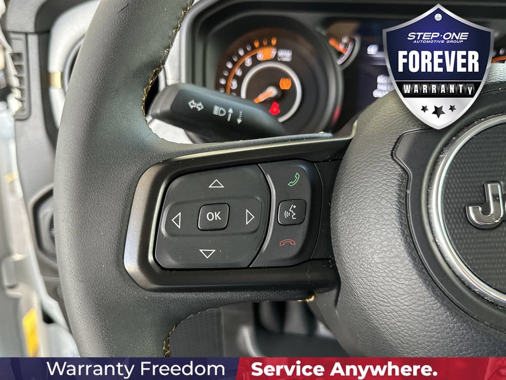Used 2025 Jeep Wrangler Sport AWD/4WD image 20