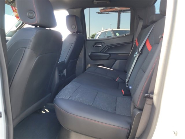 Used 2024 Chevrolet Colorado Z71 w/ Z71 Convenience Package 2 image 6