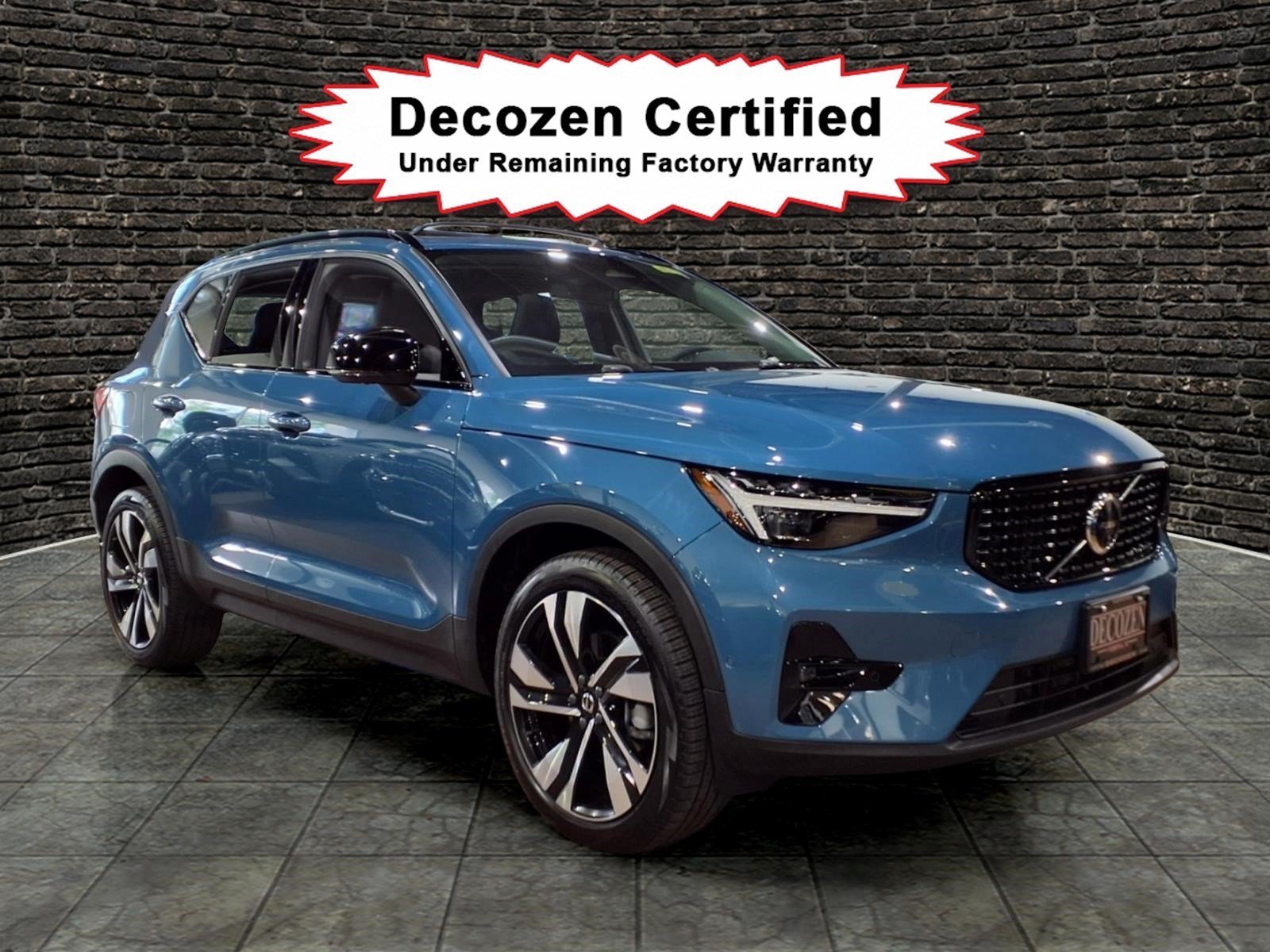 Used 2024 Volvo XC40 B5 Ultimate w/ Protection Package Premier