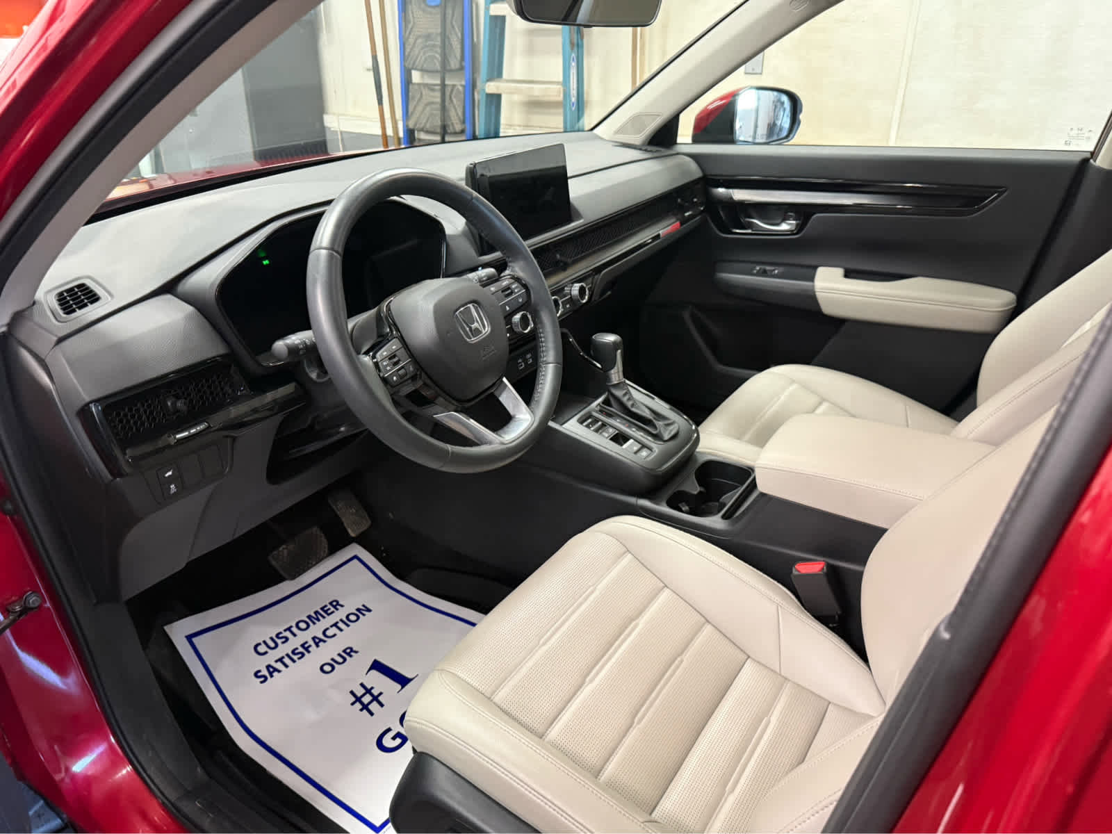 Used 2024 Honda CR-V EX-L image 9