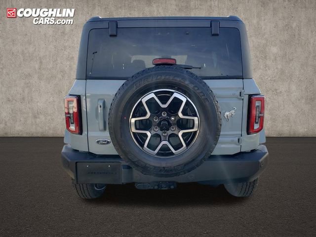 Used 2024 Ford Bronco Outer Banks image 6
