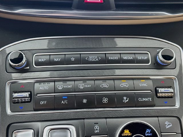 Used 2022 Hyundai Santa Fe Calligraphy AWD/4WD image 16