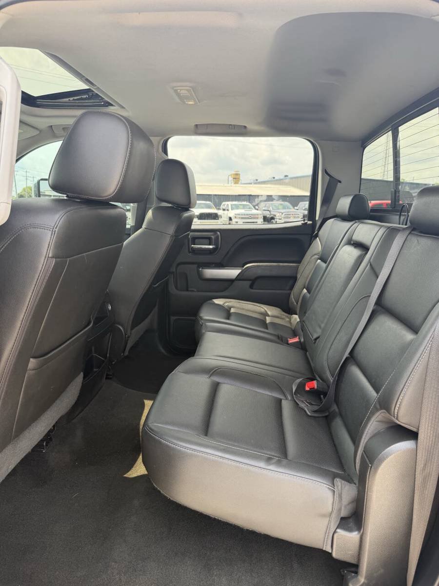 Used 2018 Chevrolet Silverado 2500 LTZ w/ Duramax Plus Package AWD/4WD image 10