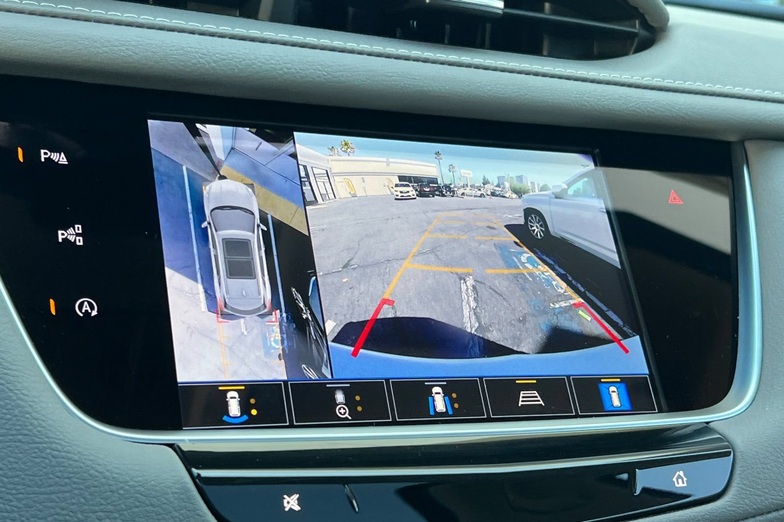 Used 2026 Cadillac XT5 Premium Luxury w/ LPO, Floor Liner Package FWD image 26