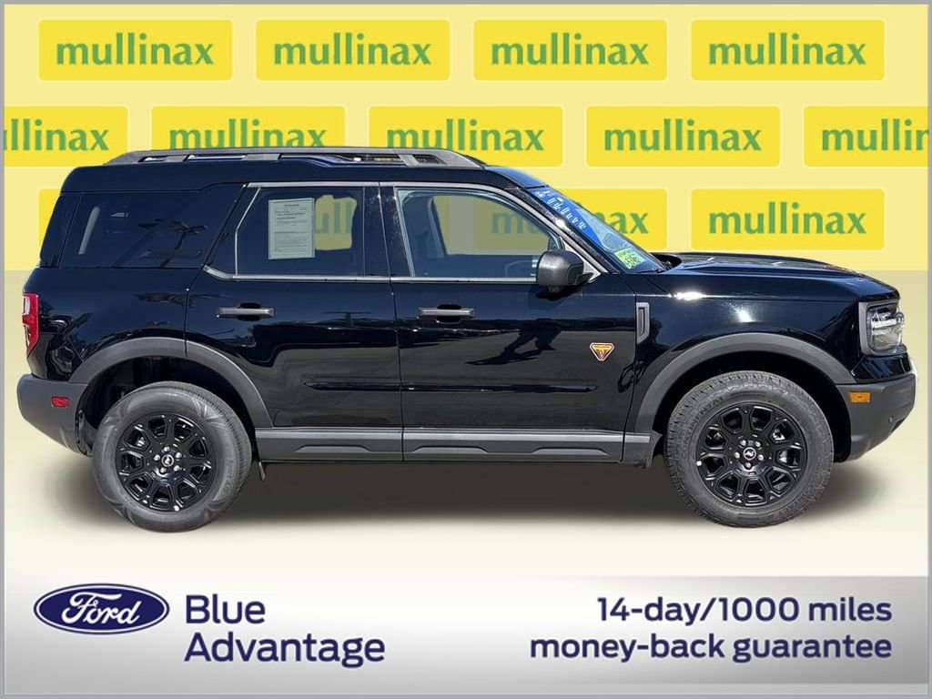 Used 2025 Ford Bronco Sport Badlands image 2