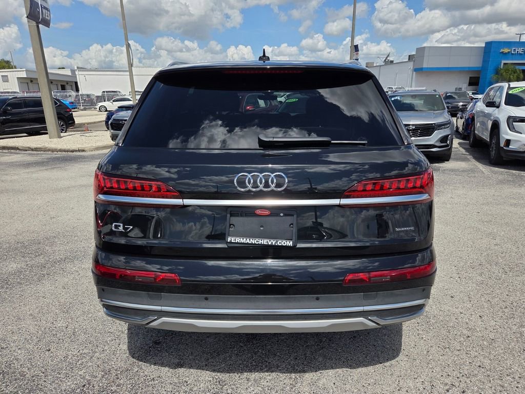 Used 2023 Audi Q7 2.0T Premium Plus w/ Premium Plus Package AWD/4WD image 14