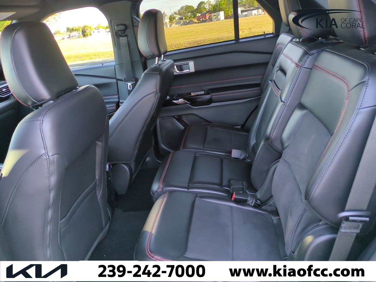 Used 2024 Ford Explorer ST-Line w/ Class IV Trailer Tow Package image 14