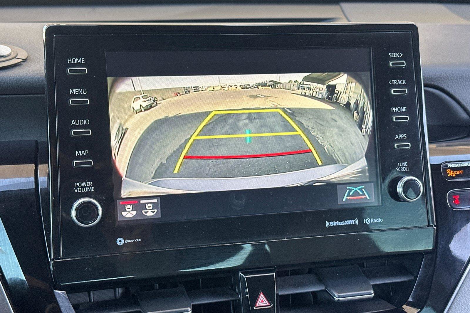 Used 2022 Toyota Camry XSE FWD image 17