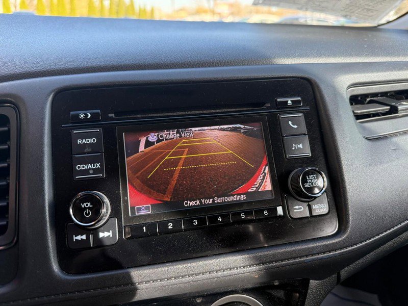 Used 2017 Honda HR-V LX image 26