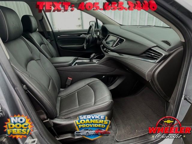 Used 2021 Buick Enclave Avenir w/ Avenir Technology Package AWD/4WD image 13