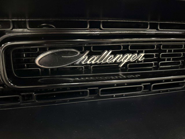 Used 2018 Dodge Challenger T/A image 17