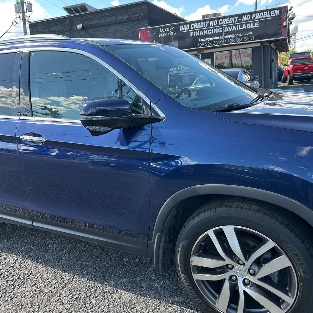 Used 2017 Honda Pilot Touring image 11