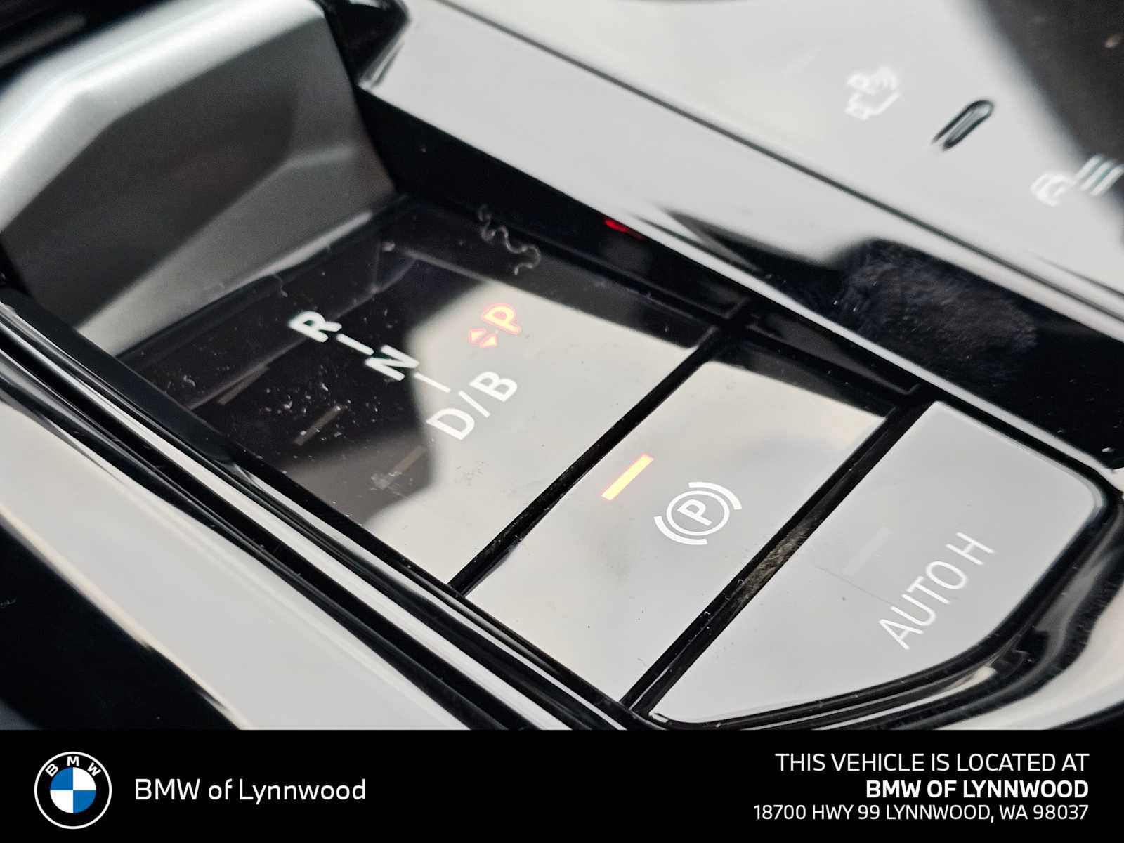 New 2026 BMW i5 eDrive40 w/ M Sport Package AWD/4WD image 33