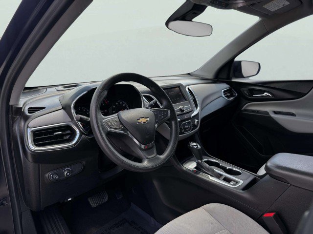 Used 2020 Chevrolet Equinox LS w/ LS Convenience Package image 23