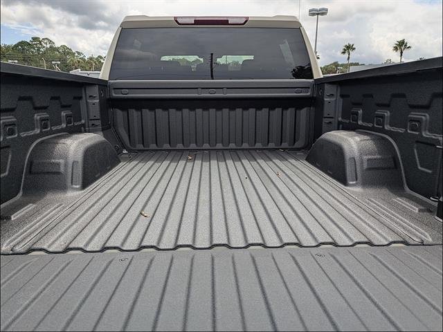 New 2026 Chevrolet Silverado 1500 Custom w/ Turbomax Blackout Package AWD/4WD image 13