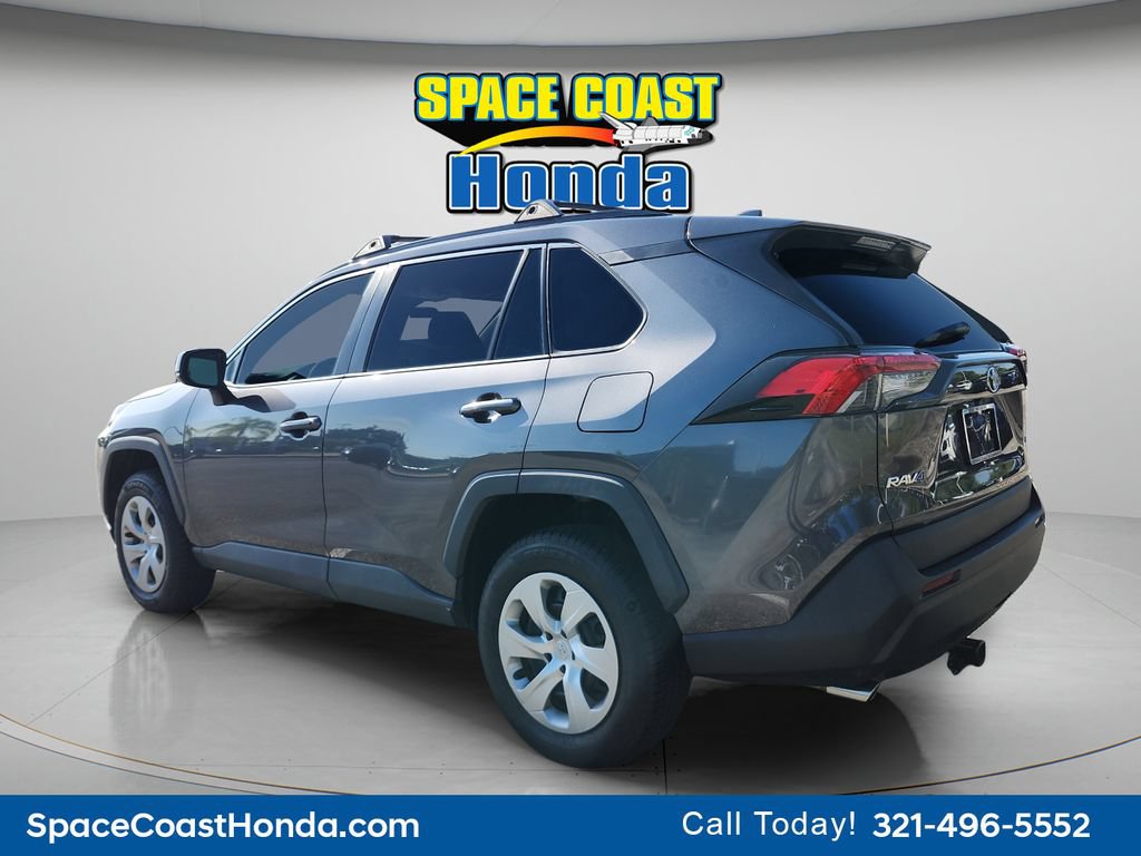 Used 2020 Toyota RAV4 LE FWD image 8