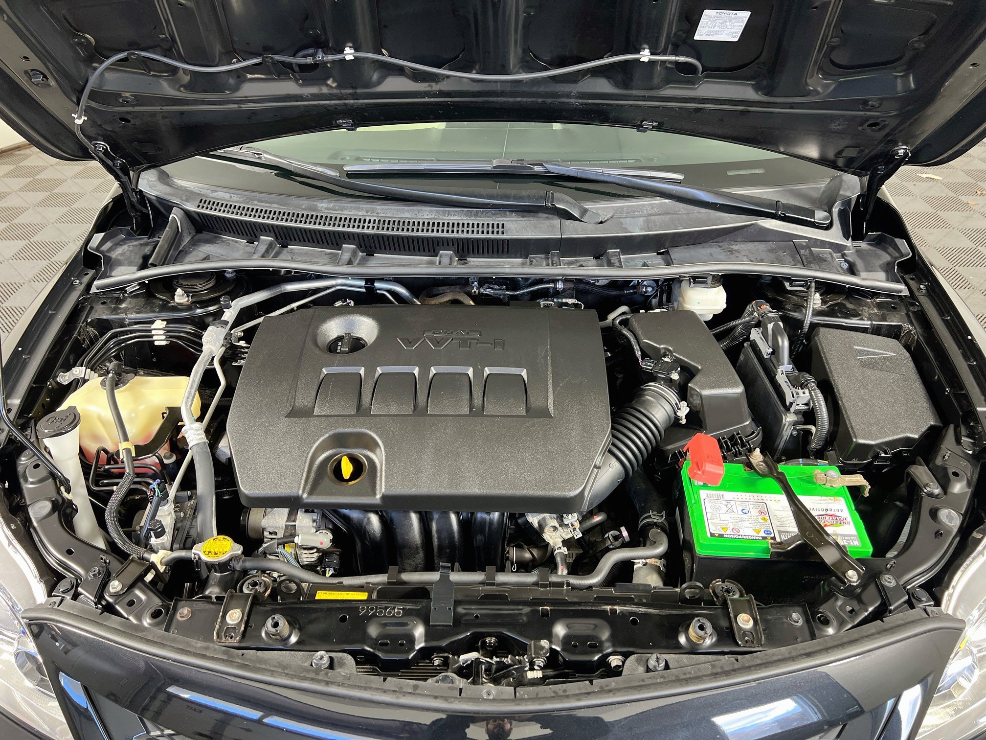 Used 2013 Toyota Corolla L FWD image 24