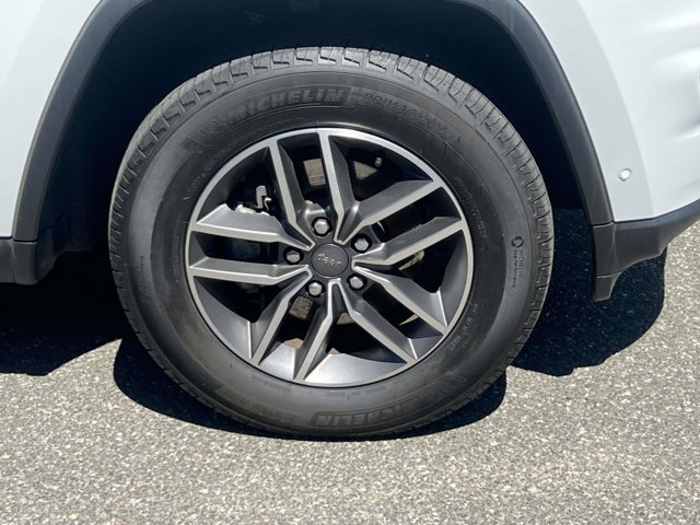 Certified 2020 Jeep Grand Cherokee Limited w/ Luxury Group II AWD/4WD image 6