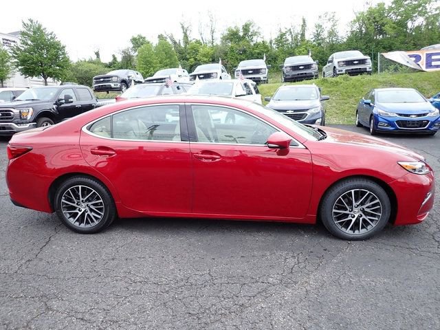 Used 2017 Lexus ES 350 w/ Luxury Package FWD image 9