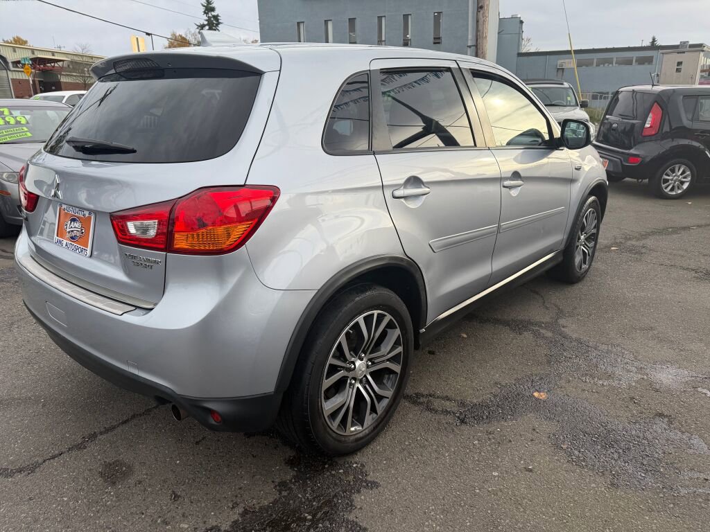 Used 2017 Mitsubishi Outlander Sport ES image 7