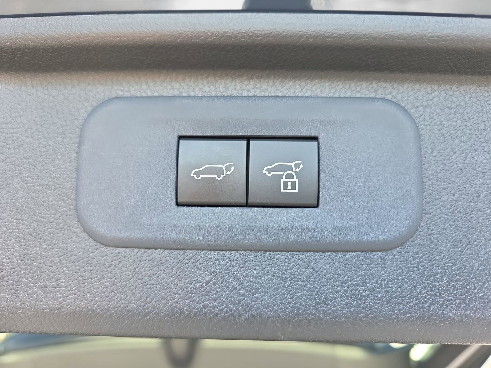 Used 2025 Toyota Grand Highlander AWD image 14