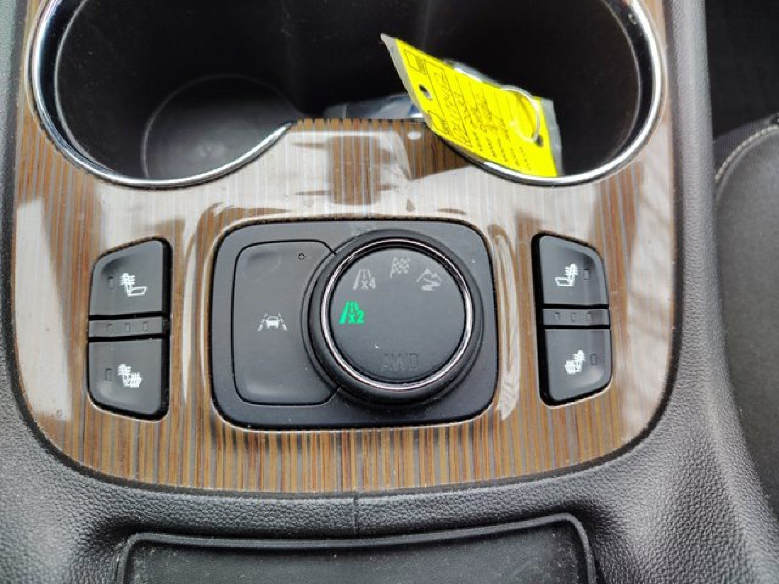 Used 2023 GMC Acadia SLE w/ Driver Convenience Package AWD/4WD image 25