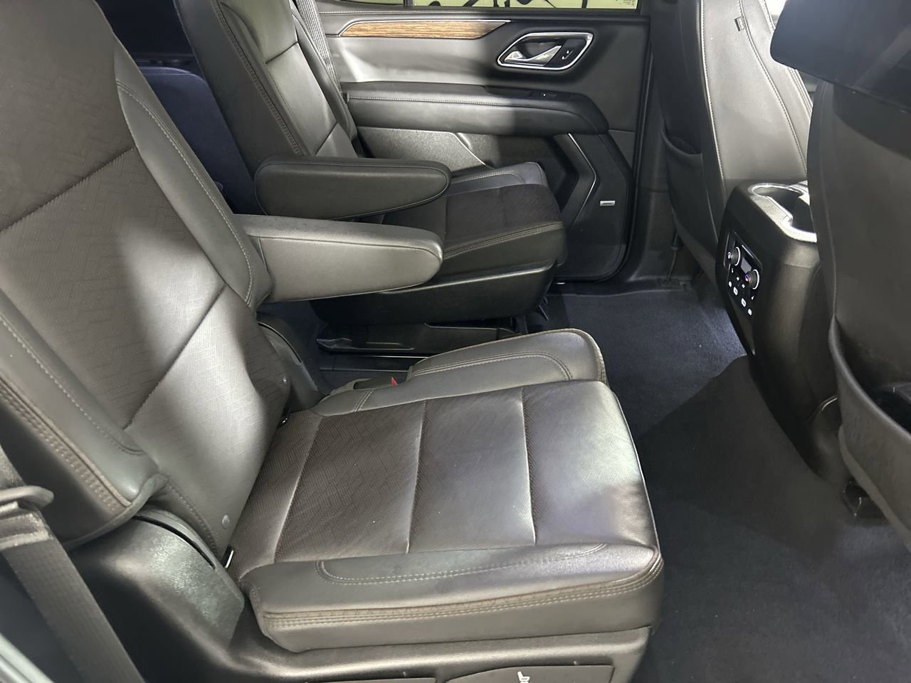 Used 2023 Chevrolet Tahoe High Country image 24