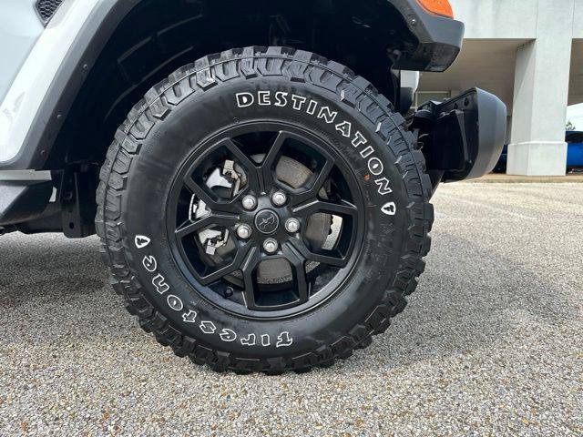 Certified 2025 Jeep Gladiator Overland AWD/4WD image 47