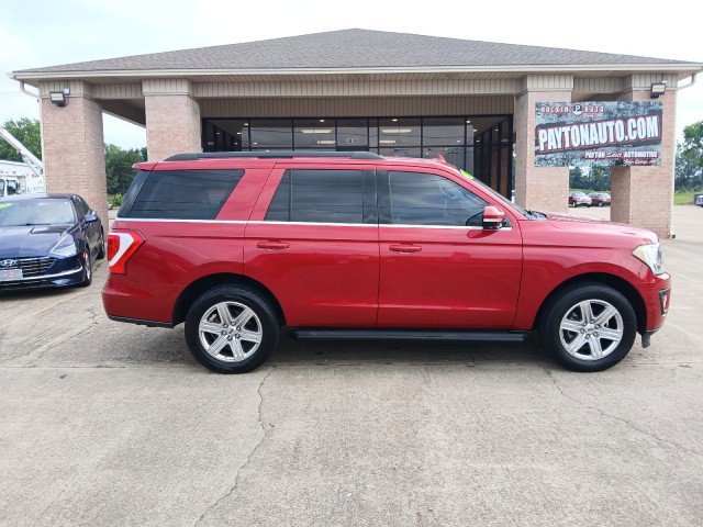 Used 2020 Ford Expedition XLT w/ Equipment Group 201A image 2