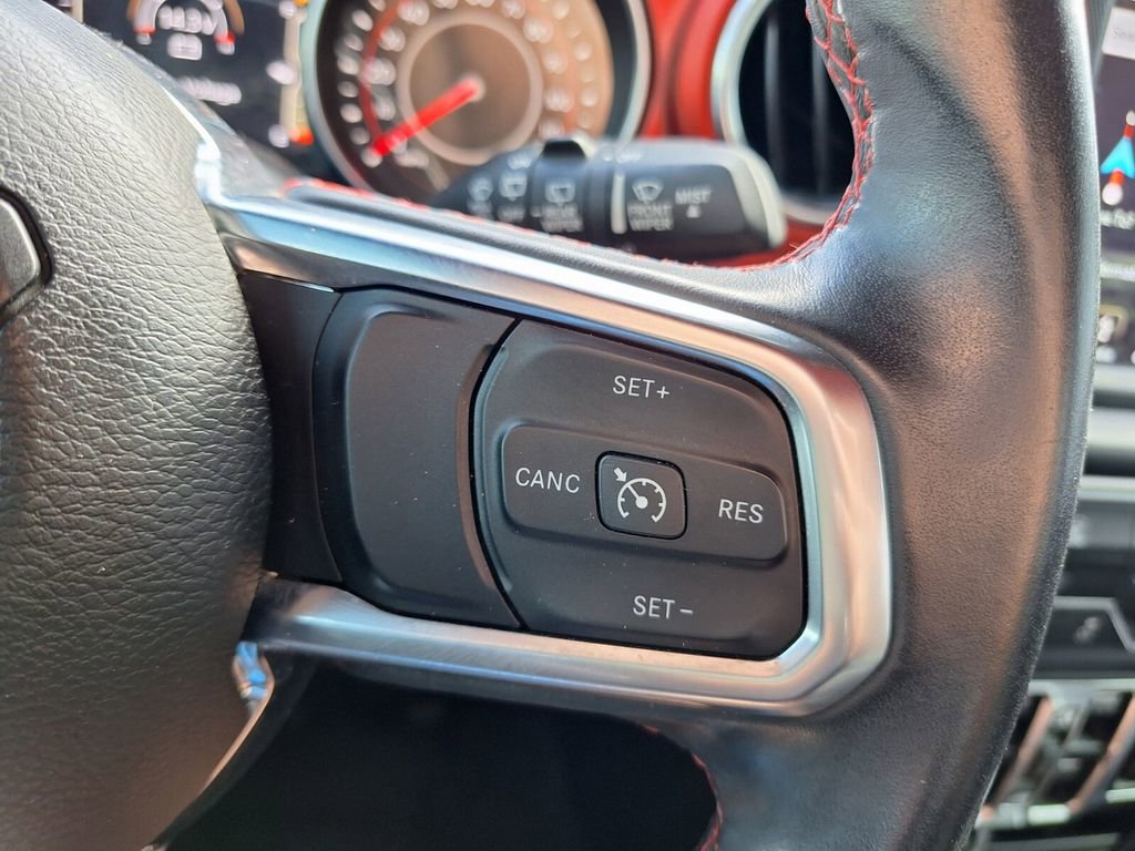 Used 2018 Jeep Wrangler Unlimited Rubicon image 16