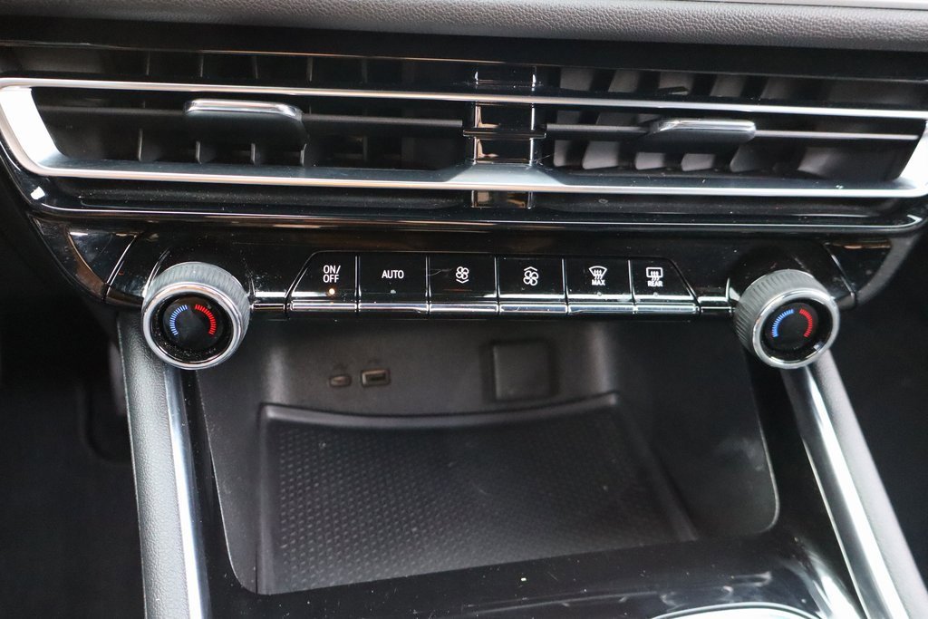 Used 2024 Chevrolet Traverse LS w/ Midnight/Sport Edition image 12