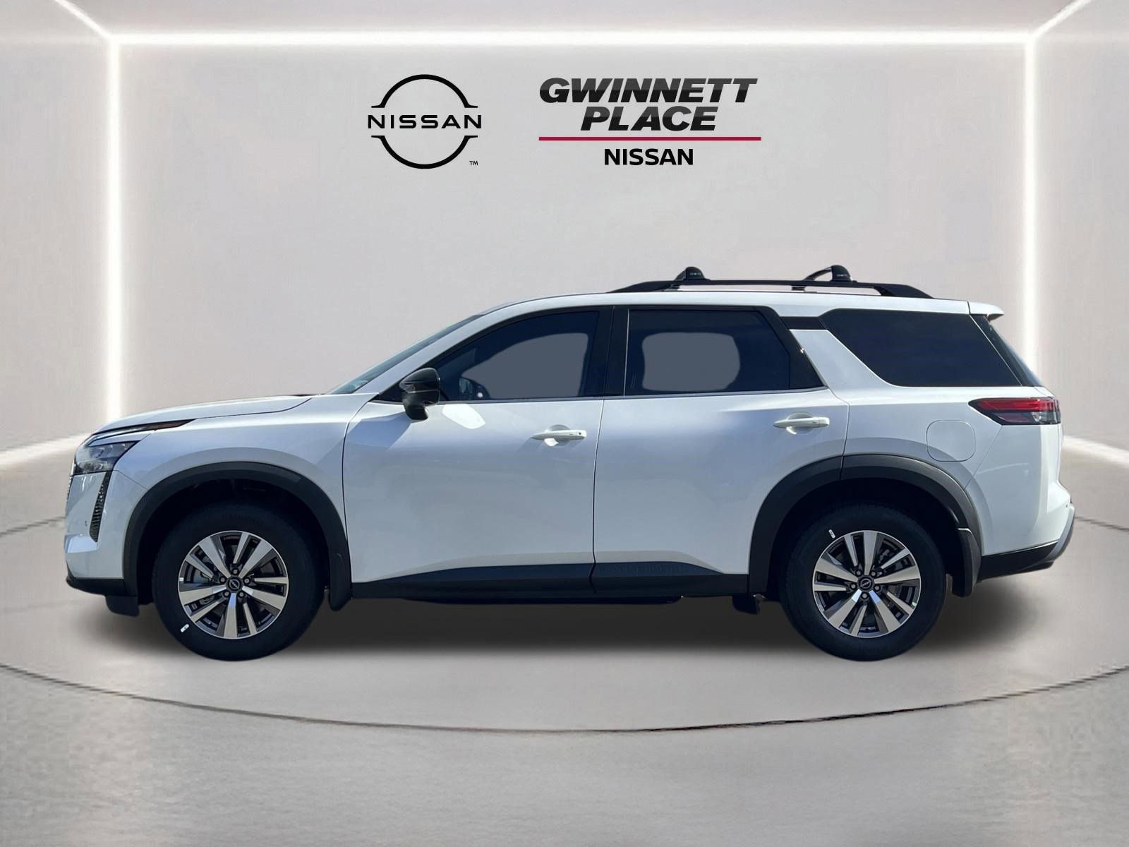 New 2026 Nissan Pathfinder SL image 24