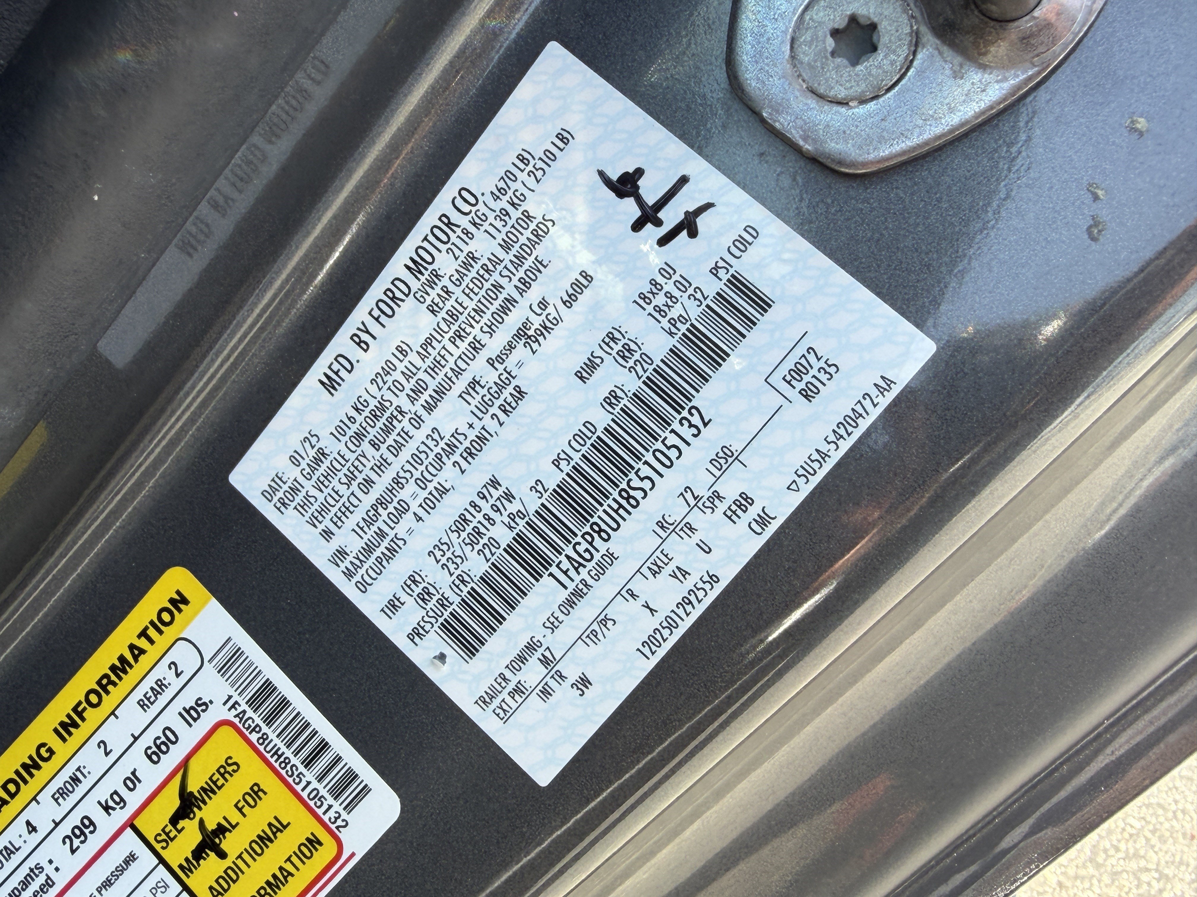 Used 2025 Ford Mustang Premium RWD image 29