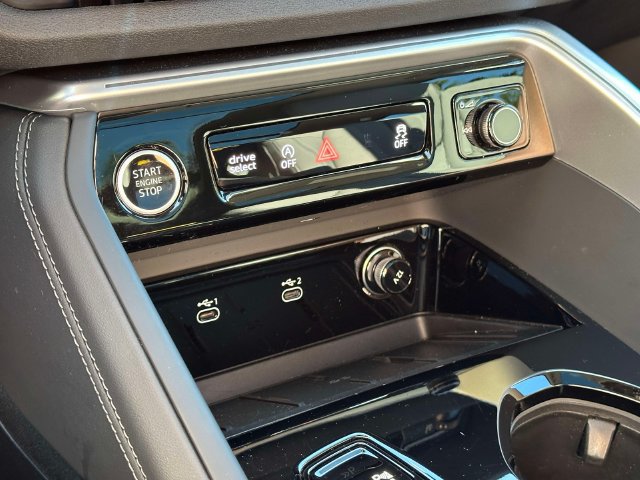 Certified 2025 Audi Q5 Premium Plus AWD/4WD image 32