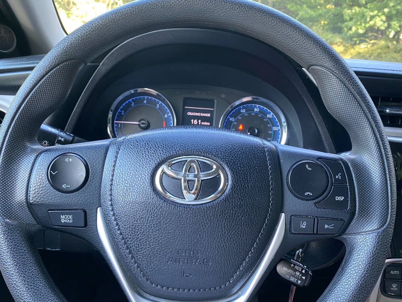 Used 2019 Toyota Corolla LE FWD image 19