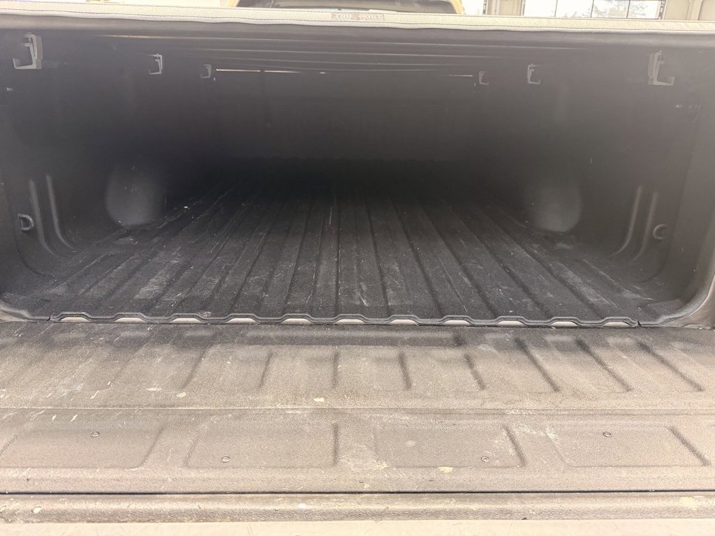 Used 2015 GMC Sierra 2500 SLE w/ SLE Preferred Package image 8