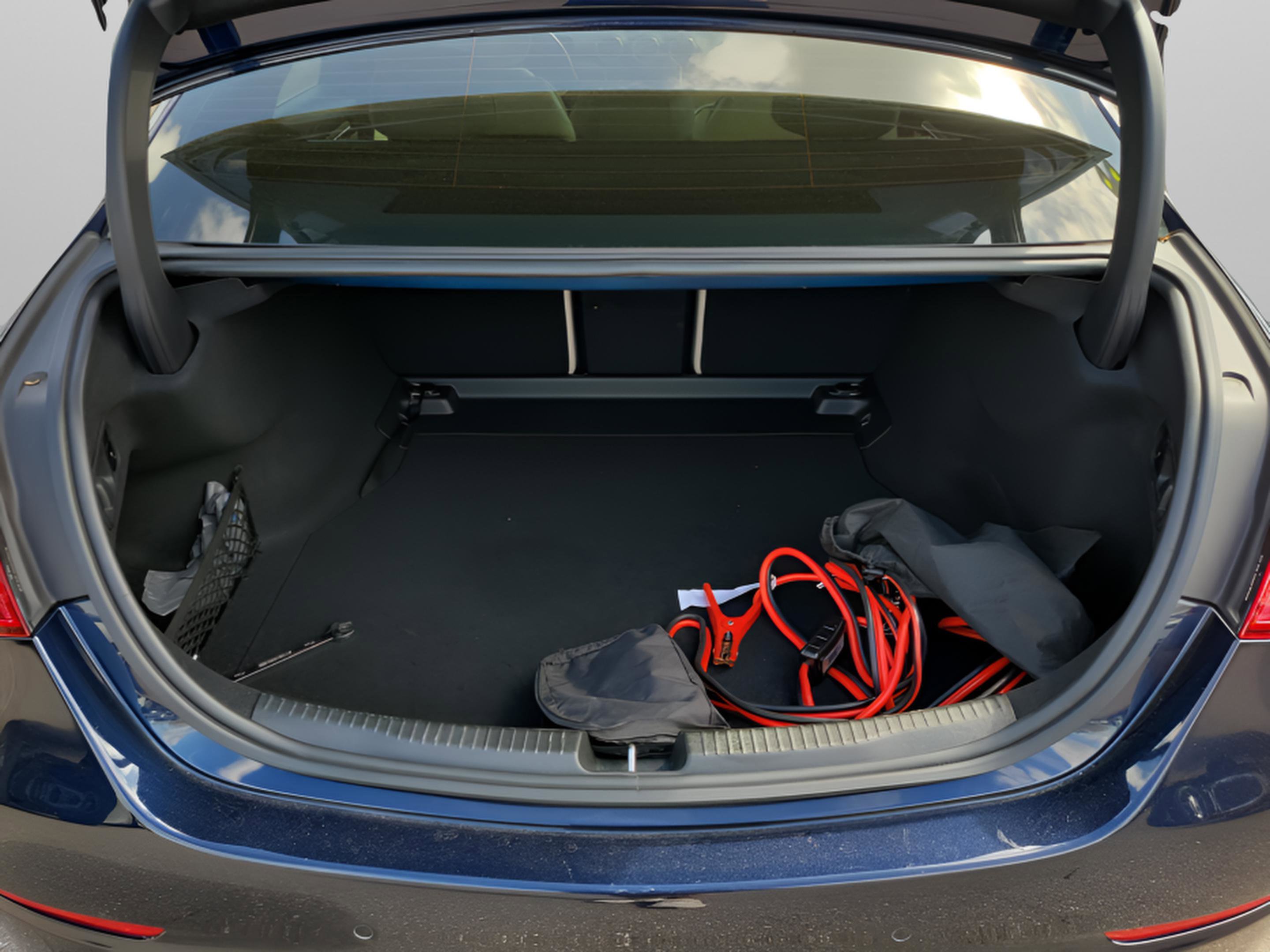 Certified 2023 Mercedes-Benz C 300 Sedan w/ Exclusive Trim Package image 33