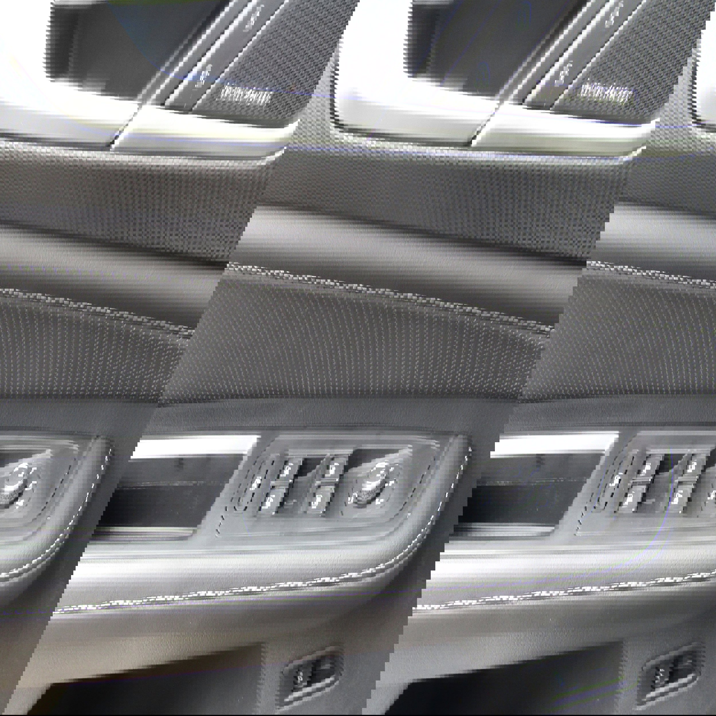 New 2025 Volkswagen Atlas Cross Sport SEL Premium R-Line image 19
