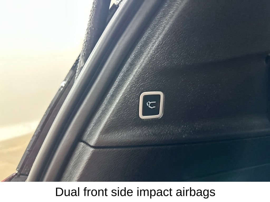 Used 2025 Chrysler Pacifica Select FWD image 26