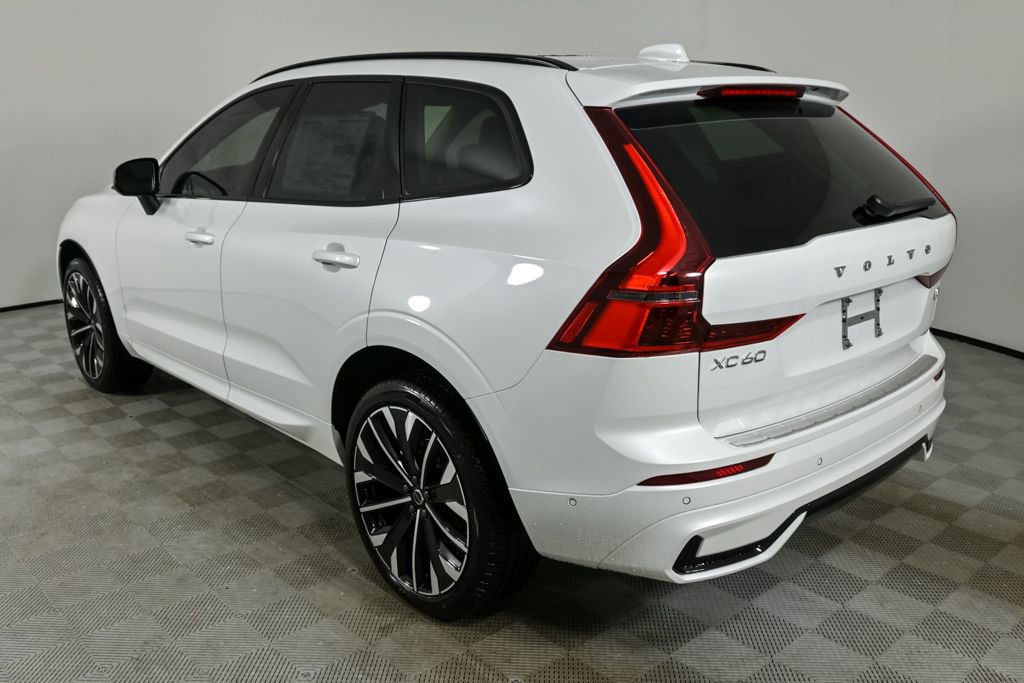 New 2026 Volvo XC60 B5 Ultra w/ Protection Package Premier image 3