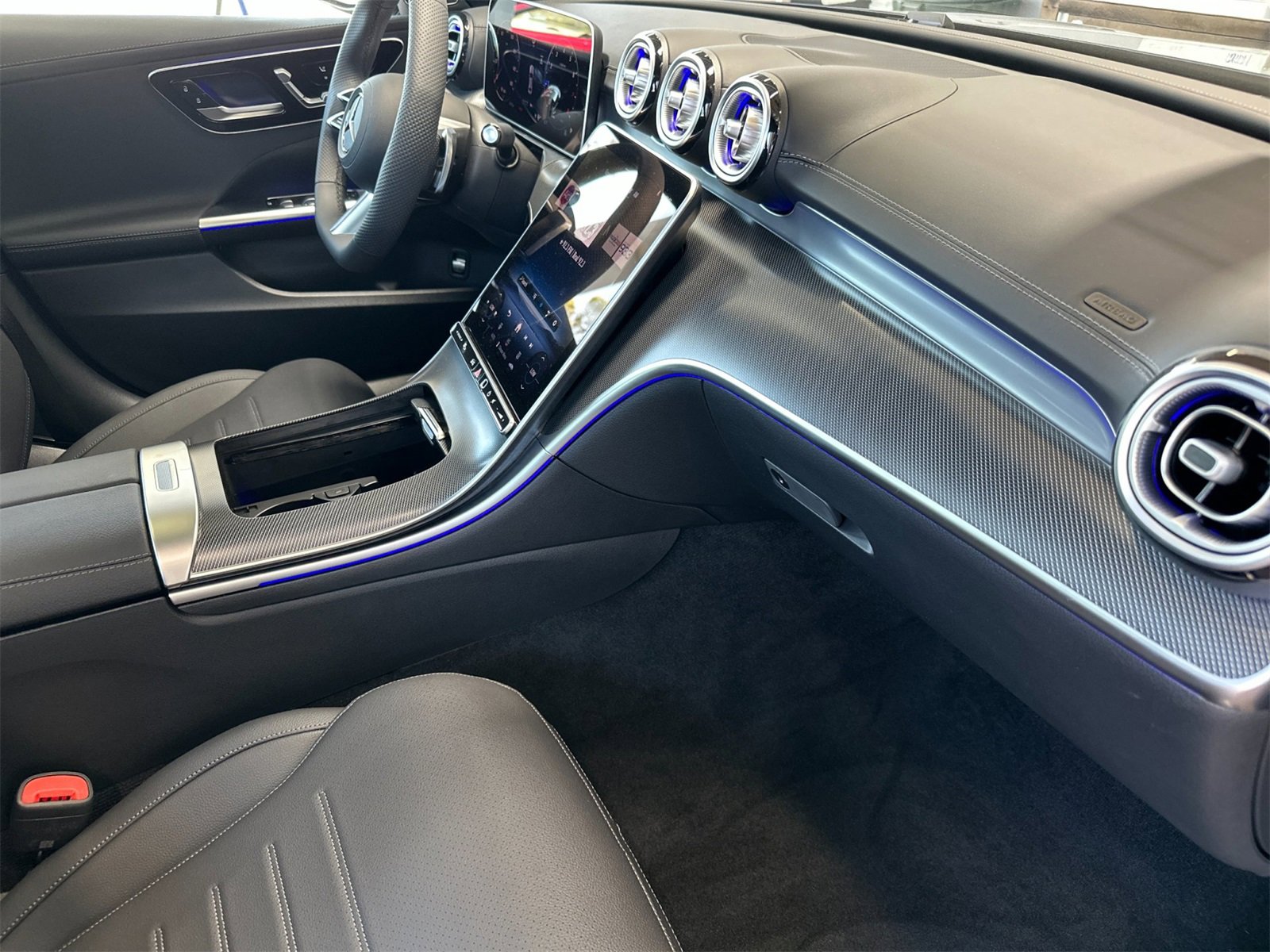 New 2025 Mercedes-Benz C 300 Sedan image 16