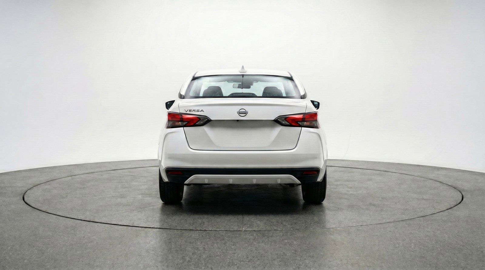 Used 2025 Nissan Versa SV FWD image 7